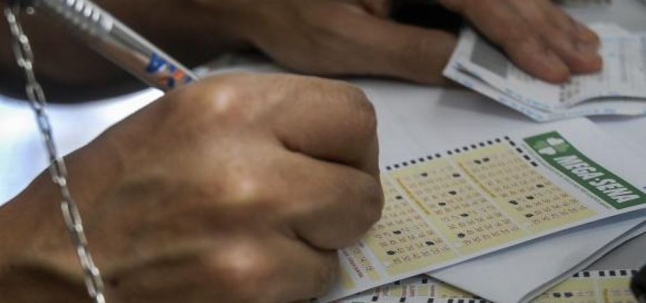 Mega-Sena pode pagar R$ 2,5 milhões nesta quarta