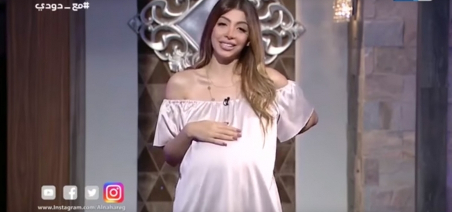 Apresentadora é condenada a três anos de prisão no Egito por comentar sobre maternidade fora do casamento