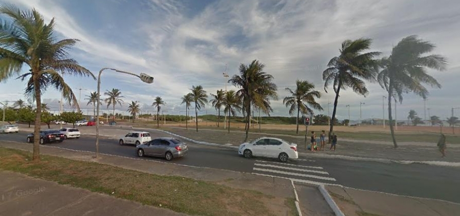 Iniciada nesta segunda, obra para tapar buracos na Orla deve ser concluída na próxima quinta