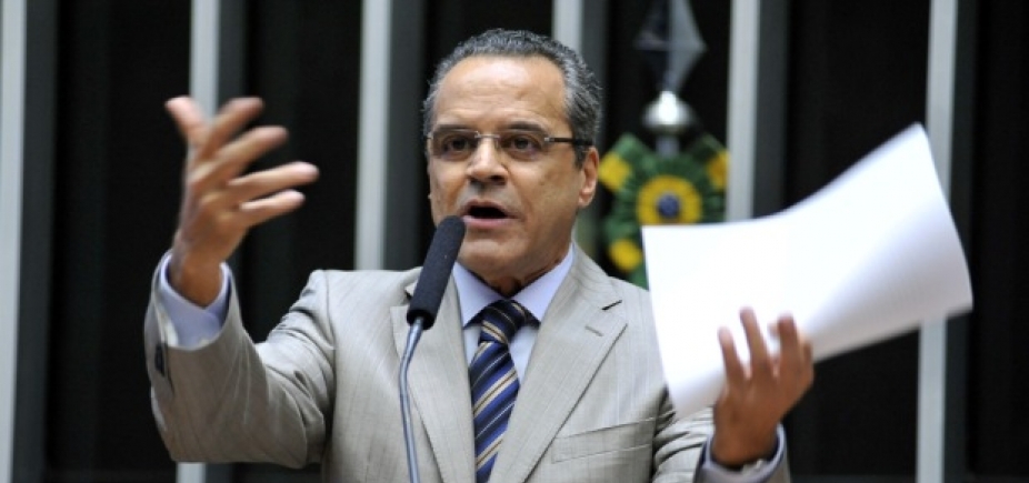 Henrique Alves chora em depoimento e diz que Cunha orientou abertura de conta