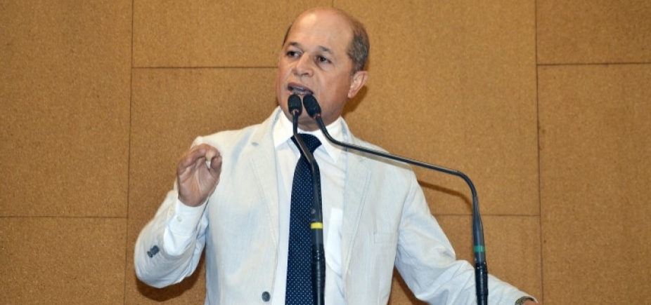 Líder do PT na Assembleia vai ser candidato a deputado federal