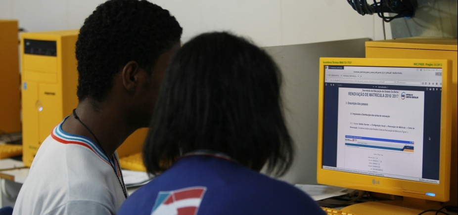 Rede estadual espera renovação de mais de 600 mil alunos para 2018