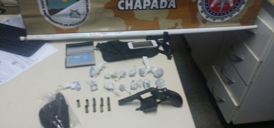 Suspeito de arrombar Fórum na Chapada morre durante troca de tiros com a polícia; comparsa foge