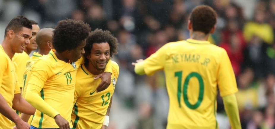 Brasil vence amistoso contra Japão por 3 a 1
