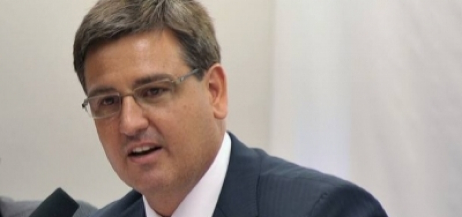 Novo diretor-geral da PF, Segóvia tenta reaproximação com MP e deve se reunir com Dodge nesta sexta