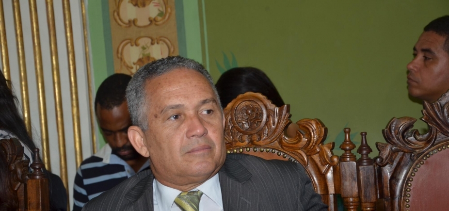 Com PHS rachado, Téo Senna aguarda "respaldo judicial" para se manter no partido