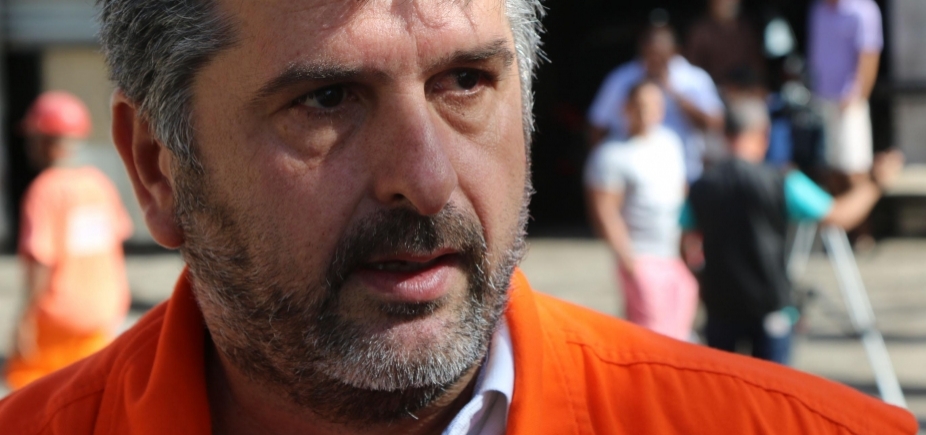 Gustavo Ferraz paga fiança para deixar penitenciária da Papuda, em Brasília