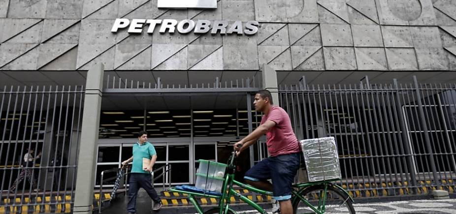 Presidente da Petrobras diz que estatal ajustará plano para futuro da indústria de óleo e gás