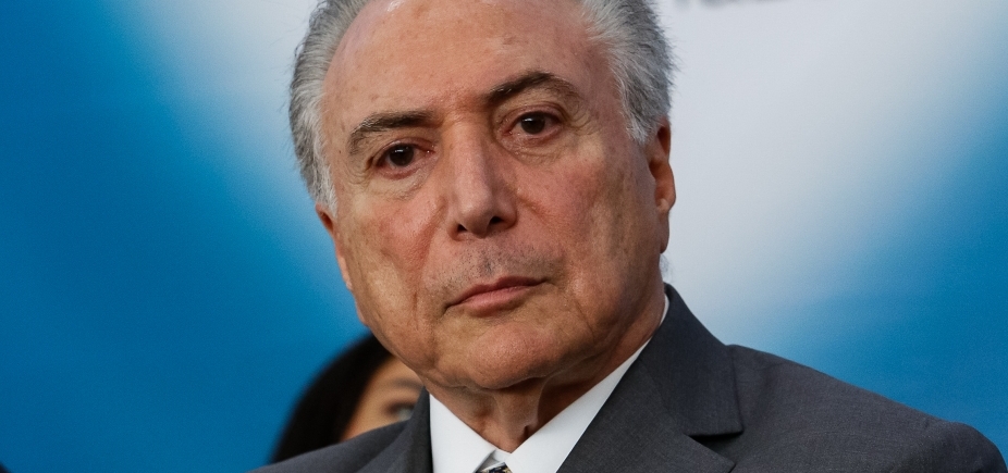 Antes de garantir votos para Previdência, deputados cobram de Temer corte de gastos
