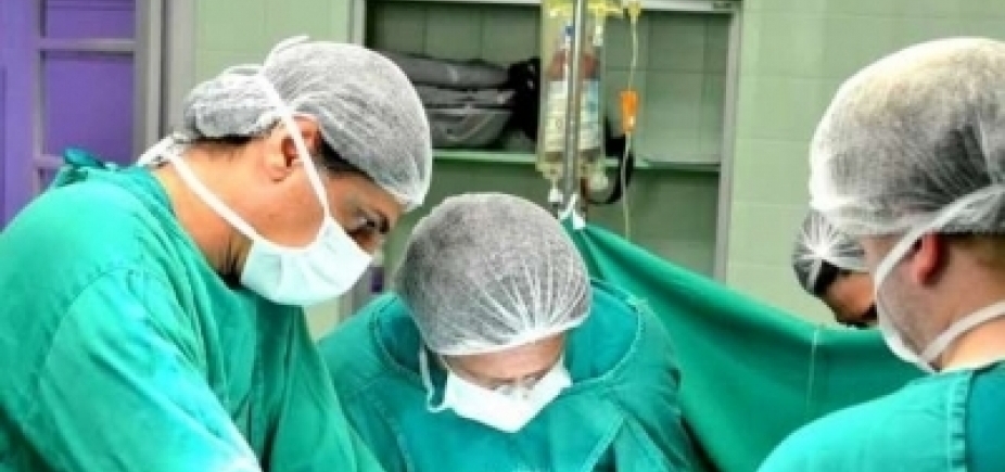 Após queixas, Sesab abre licitação para contratar cirurgiões pediátricos
