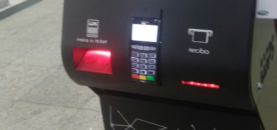 Shopping Itaigara começa a cobrar estacionamento e clientes reclamam de estrutura