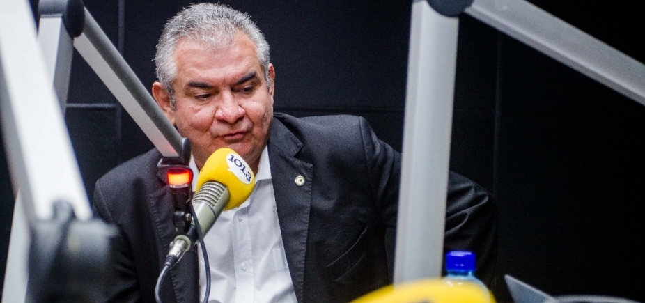 ʹNão podemos transformar prefeitos em legião de bandidosʹ, diz Coronel sobre extinção do TCM 