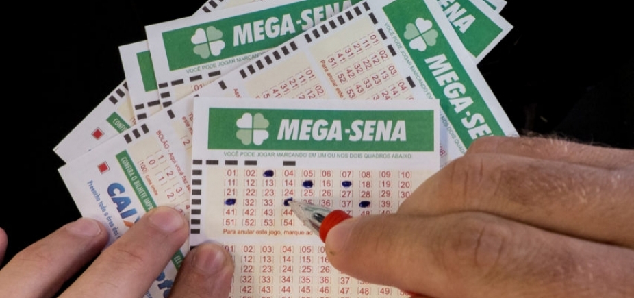 Mega-Sena acumula e pode pagar R$ 33 milhões nesta quarta-feira