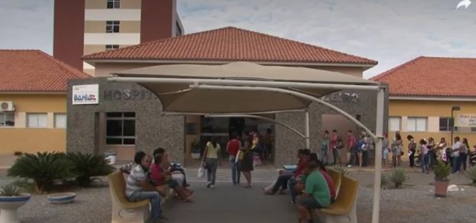 Sem 13º e com salário atrasado, médicos do Hospital Regional de Juazeiro paralisam atividades  