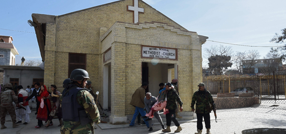 Ataque à igreja deixa 9 mortos e 30 feridos no Paquistão