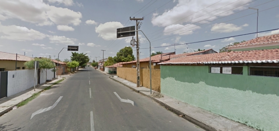 Menina morre eletrocutada em árvore de Natal