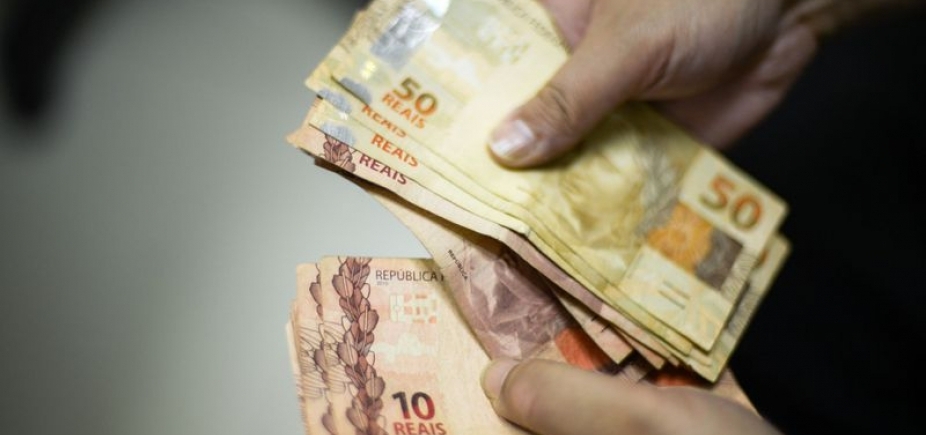 Idade para saque do PIS/ Pasep será reduzida para 60 anos após mudanças do governo