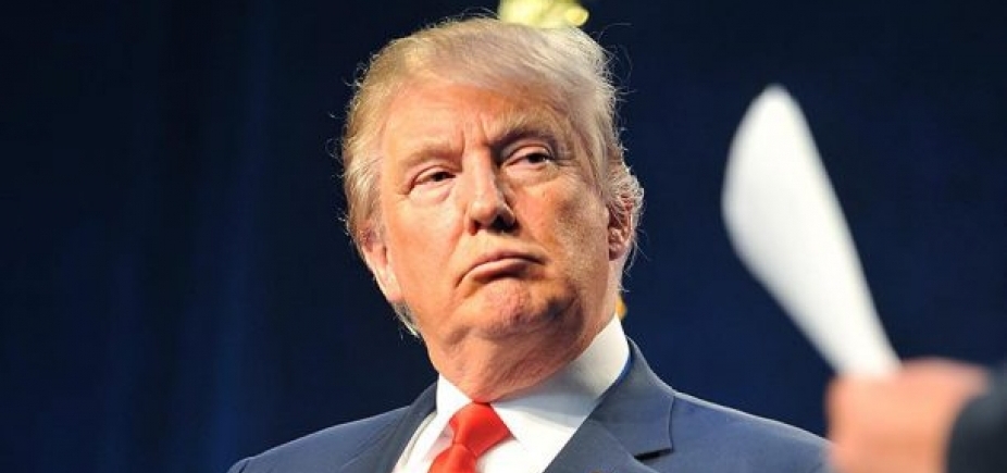 ʹTemos prosperidade, agora queremos pazʹ, diz Trump em mensagem de Natal