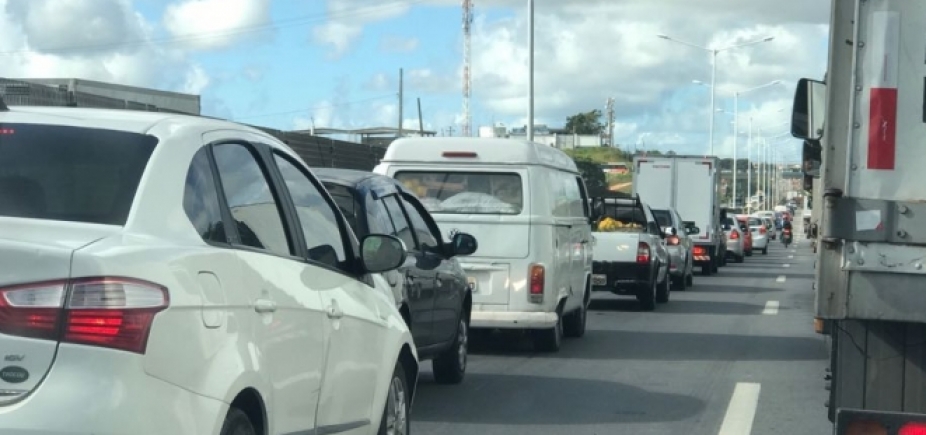 BR-324: acidente deixa três pessoas mortas e uma gravemente ferida  