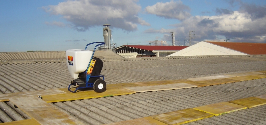 Rui veta artigo de lei que permitia uso do amianto na Bahia por dez anos