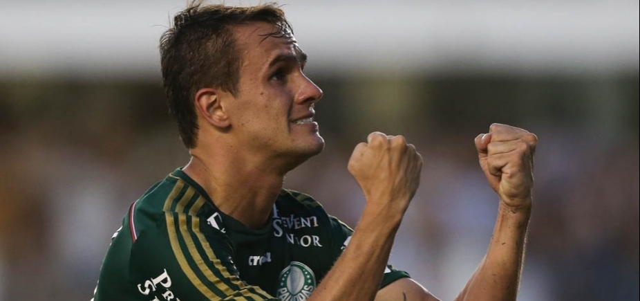 Lateral ex-Palmeiras e Fluminense é cotado no Vitória
