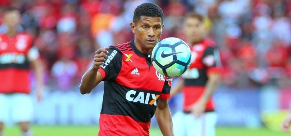 Bahia inicia conversas para contratar Márcio Araújo, diz site