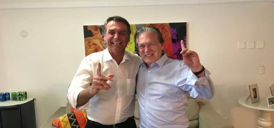 Bolsonaro firma acordo com PSL para disputar Presidência; Livres deixa partido