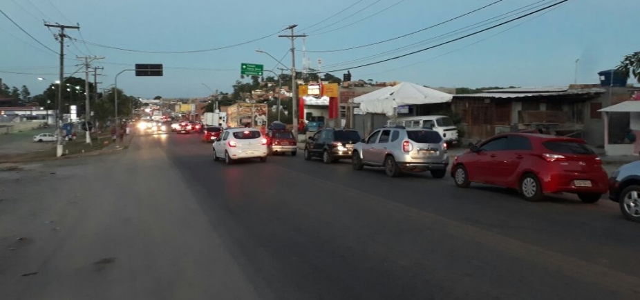 Você Repórter: motoristas esperam quase 2h para embarcar em Bom Despacho