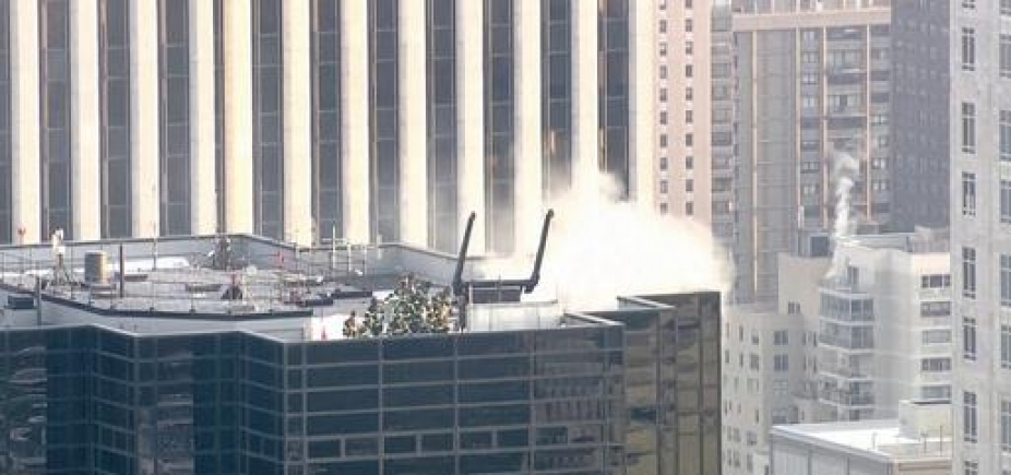  Incêndio atinge topo da Trump Tower, em Nova York