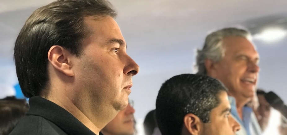 DEM adia, novamente, convenção