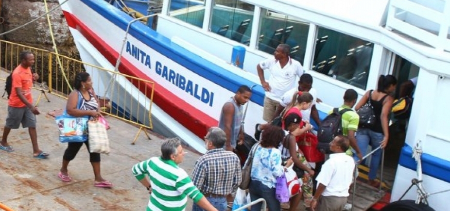Travessia Salvador-Mar Grande tem saídas de 30 em 30 minutos