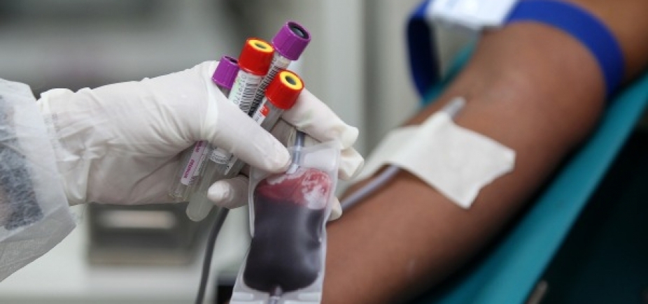 Shoppings fazem coleta de sangue para doação até sexta