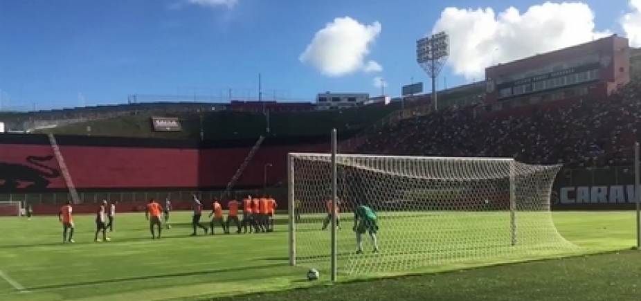 Vitória vence o Atlântico por 2 a 1 em jogo-treino no Barradão