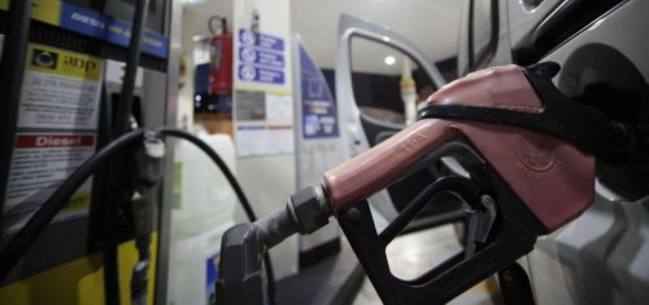 Gasolina sobe há quase 3 meses e bate novo recorde, diz ANP