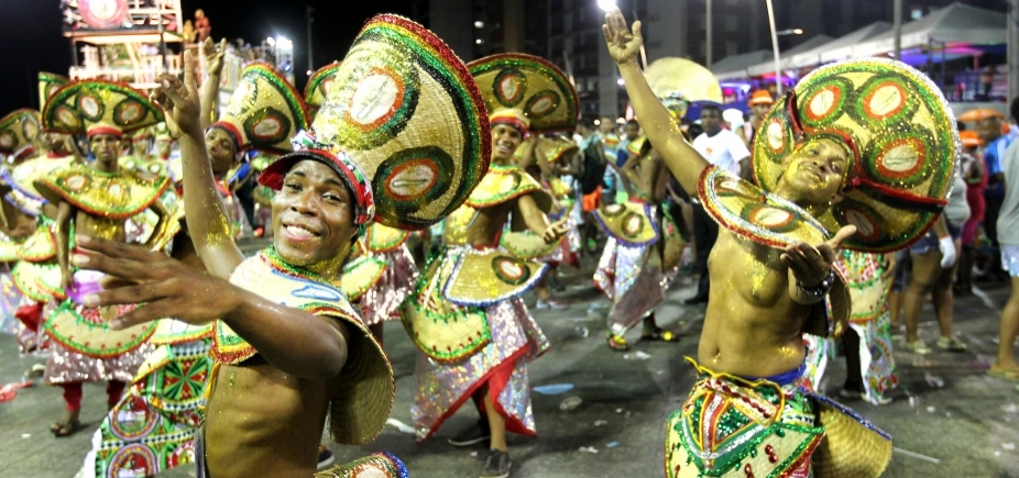 Conheça os artistas que desfilarão no Carnaval Pipoca, Pelô e Ouro Negro