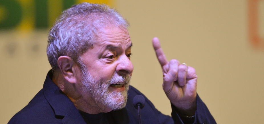 Lula: ʹQuerem transformar o Brasil no Caldeirão do Huckʹ