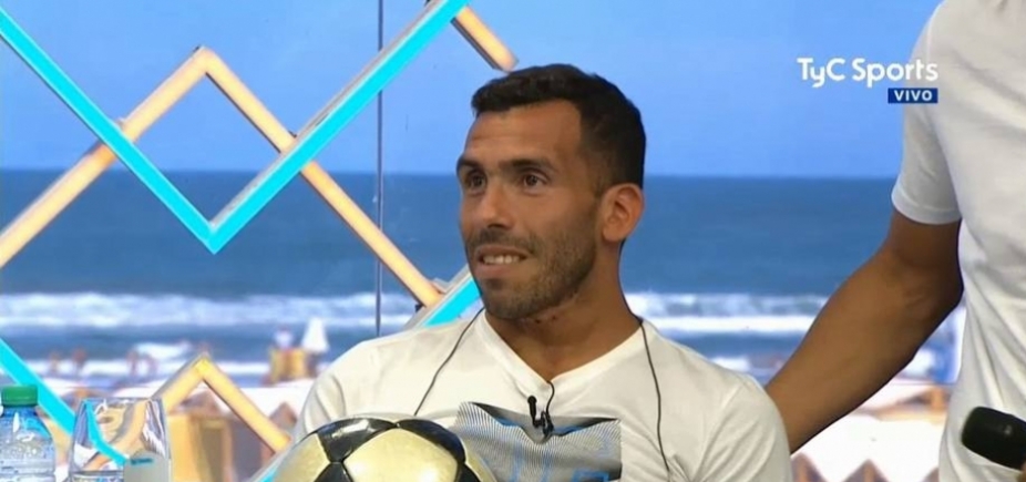 Tevez: ʹLevo meu filho à favela comigo para apanhar e não desmunhecarʹ