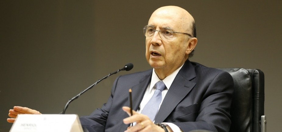 Meirelles diz que país saiu da recessão e fala em ʹinflação mais baixa da históriaʹ