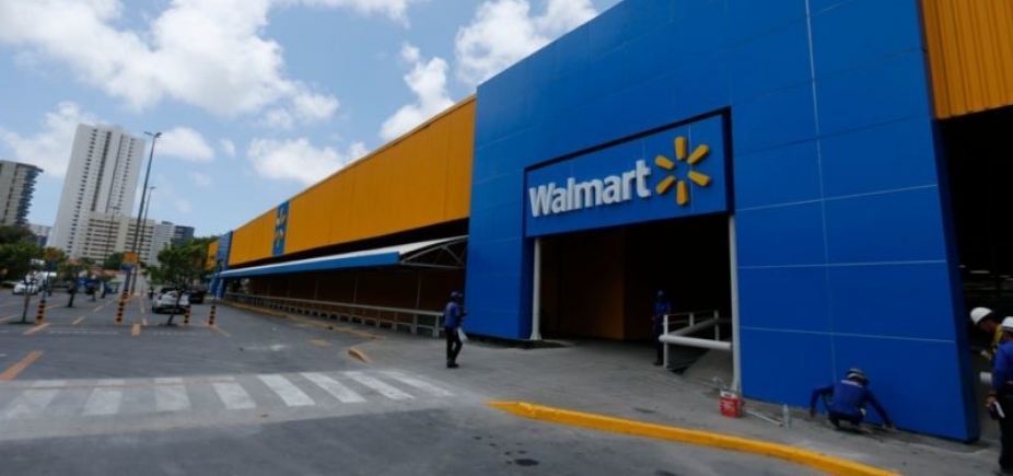 Walmart analisa vender parcialmente a operação no Brasil