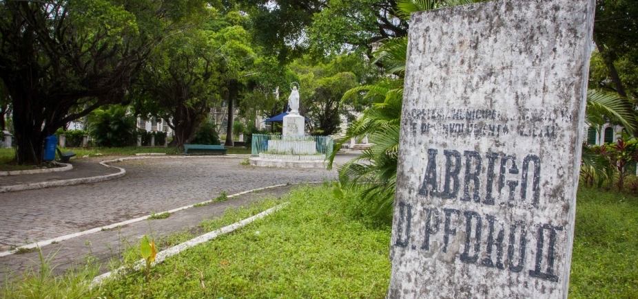 Asilo Dom Pedro II: transferência de idosos depende de assinatura de contrato