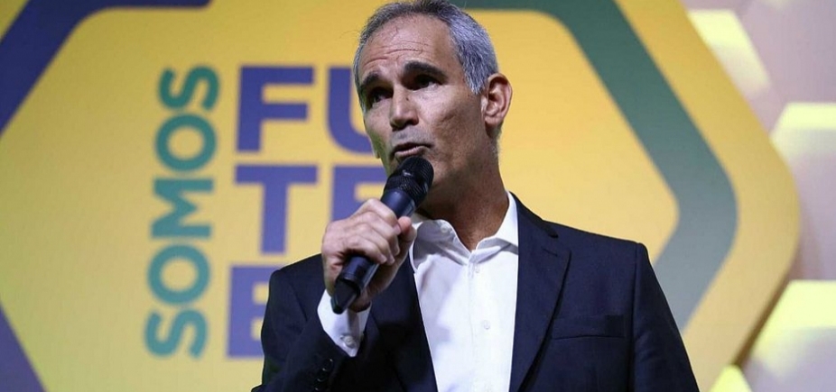 Ex-Vitória, Carlos Amadeu é promovido à seleção sub-20