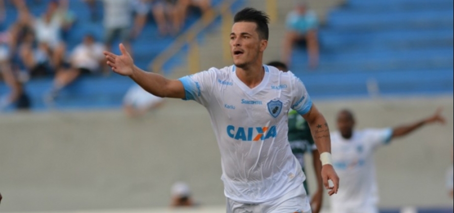 Ex-atacante do Londrina está próximo de acertar com o Vitória