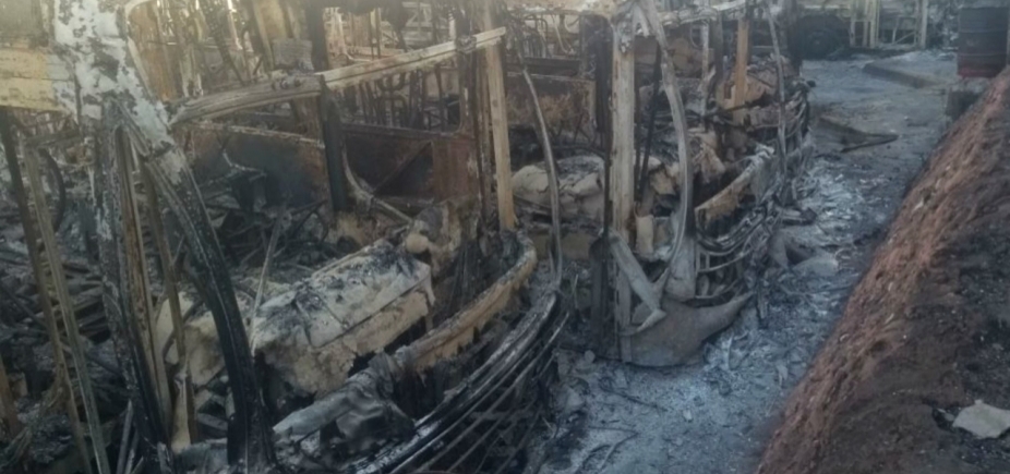 Maior tragédia do transporte em Salvador, incêndio destruiu 78 veículos
