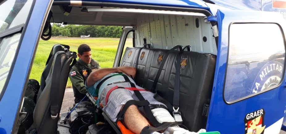 Paraquedista fratura femur em acidente na Ilha de Itaparica