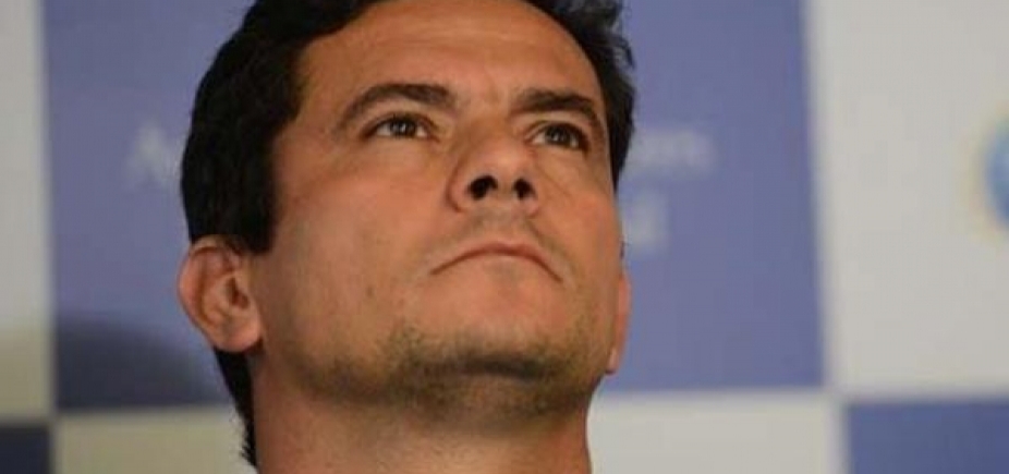 Defesa pede que Moro se declare suspeito para julgar Cunha