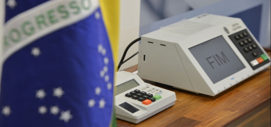 Ministro diz que TSE fará auditoria ʹem tempo realʹ nas urnas eletrônicas