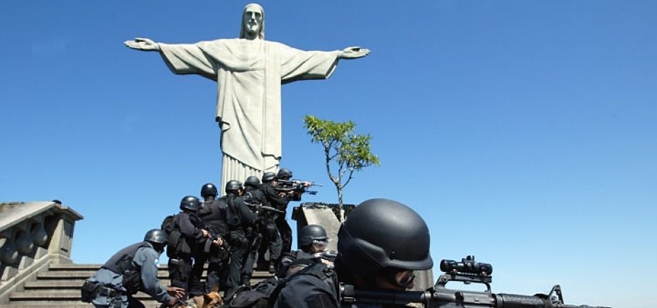 Governo federal fará intervenção na segurança do Rio 