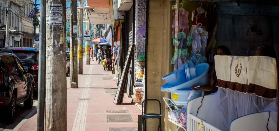 Baixa dos Sapateiros acumula lojas vazias e ruas abandonadas; veja vídeo