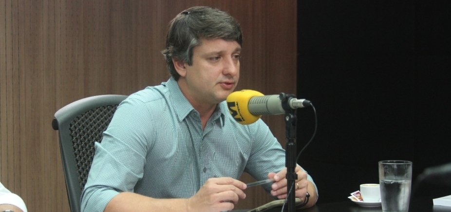 ‘Não é problema só das escolas’, diz chefe da Transalvador sobre engarrafamento na Paralela 