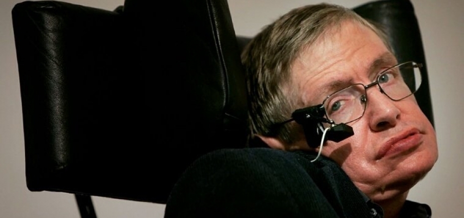 Astrofísico Stephen Hawking morre aos 76 anos